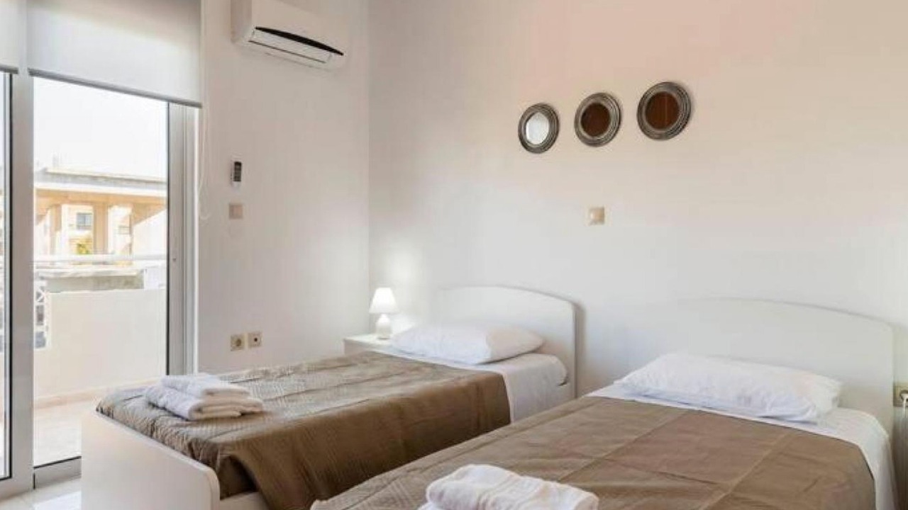 Photo of Bedroom in Petaloudes