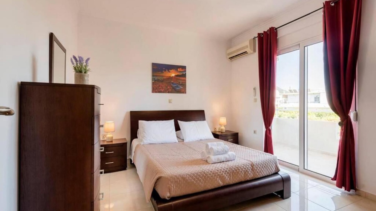 Photo of Bedroom in Petaloudes