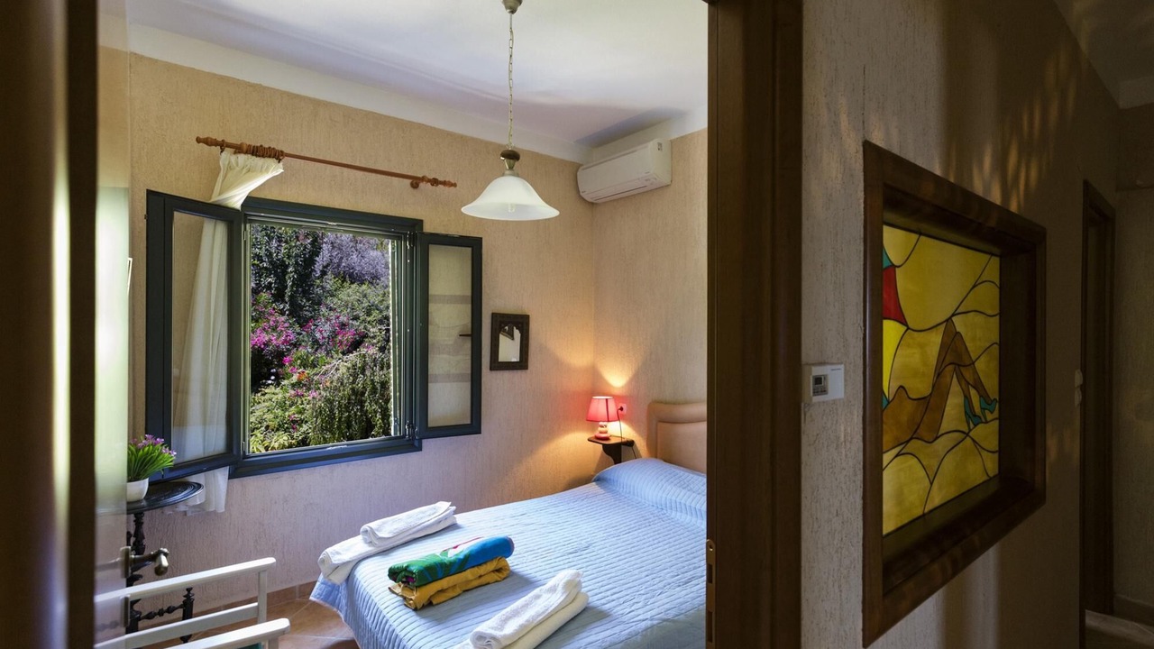 Photo of Bedroom in Pella Region
