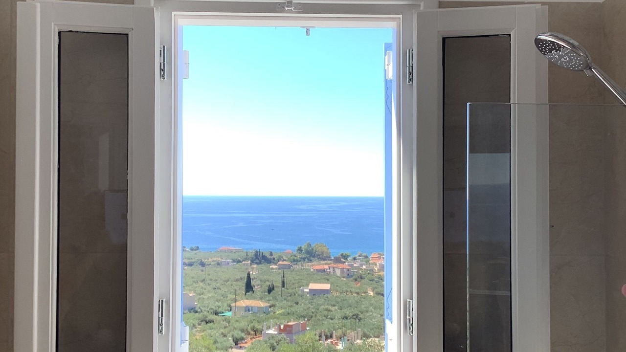Photo of Bathroom in Lefktron
