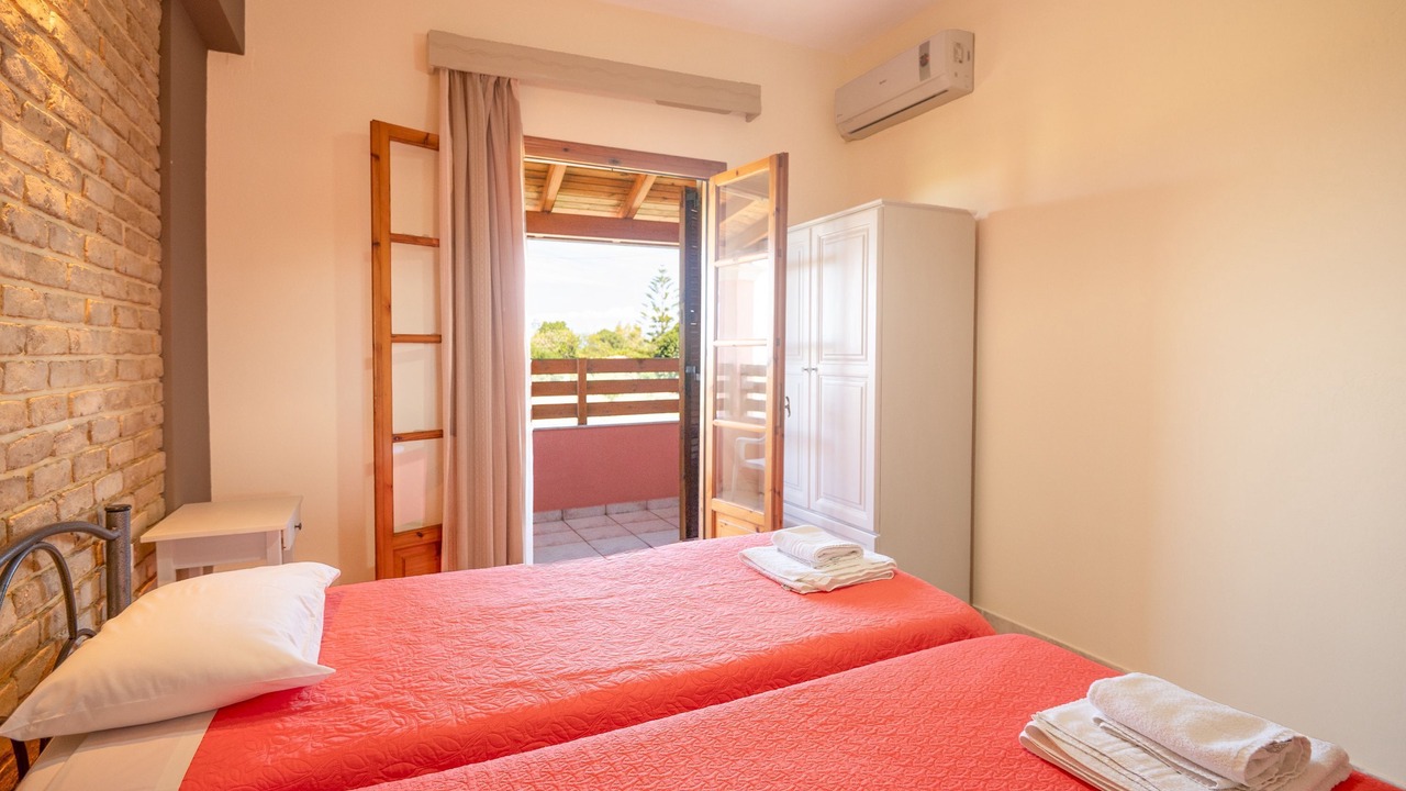 Photo of Bedroom in Almiros Beach