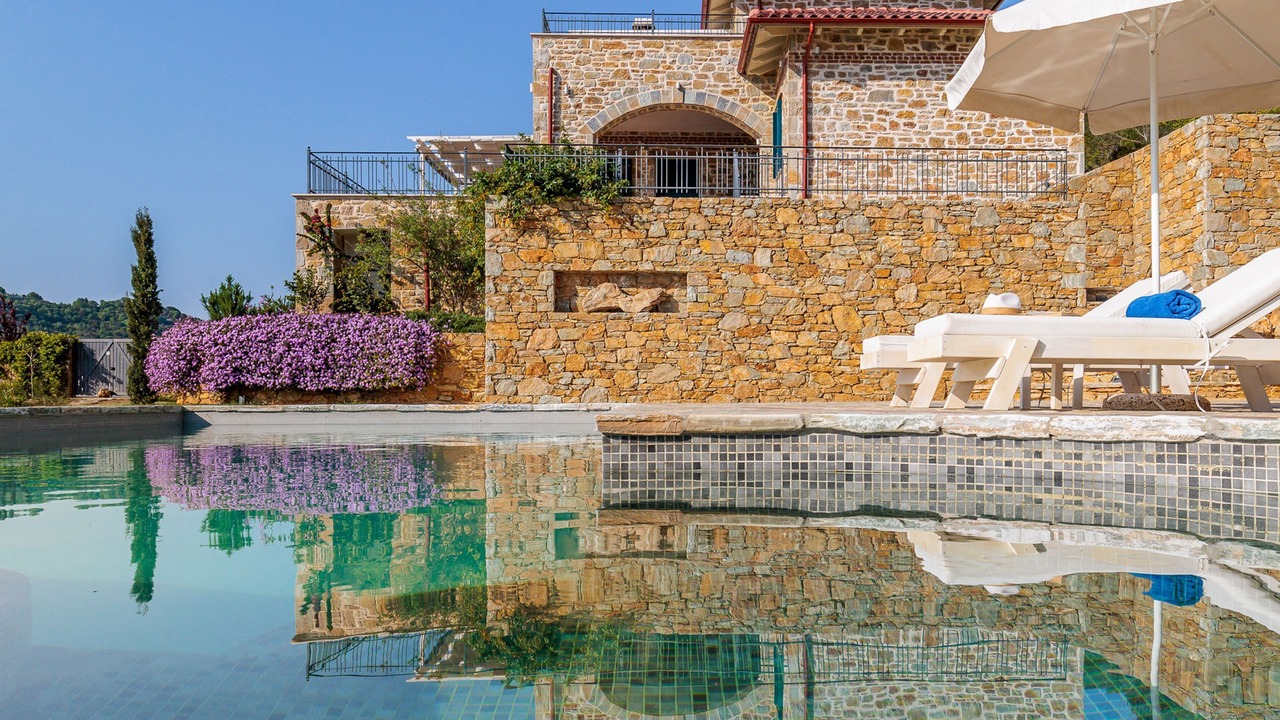 Photo of Outdoor in Glossa