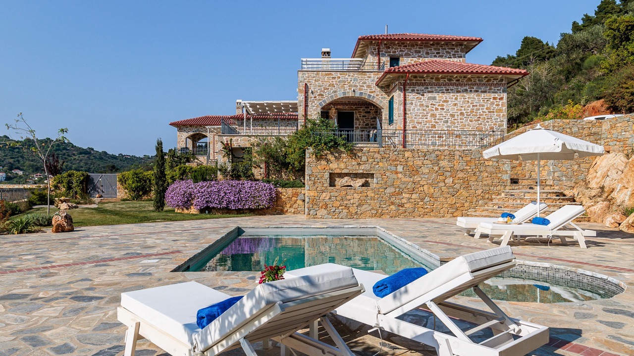 Photo of Outdoor in Glossa