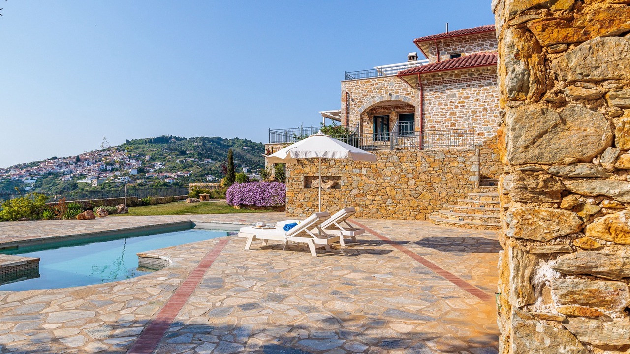 Photo of Outdoor in Glossa