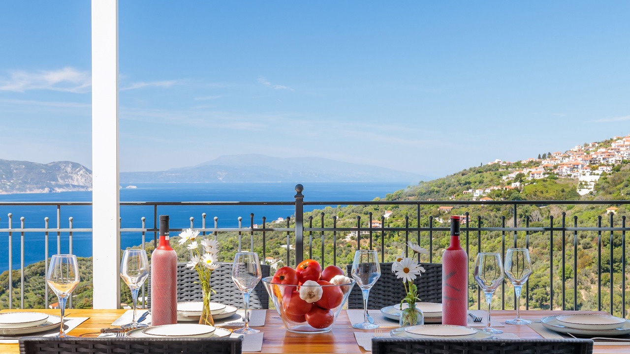 Photo of Outdoor in Glossa