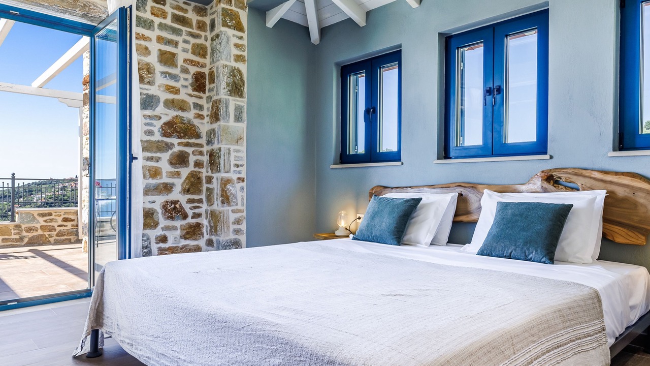 Photo of Bedroom in Glossa