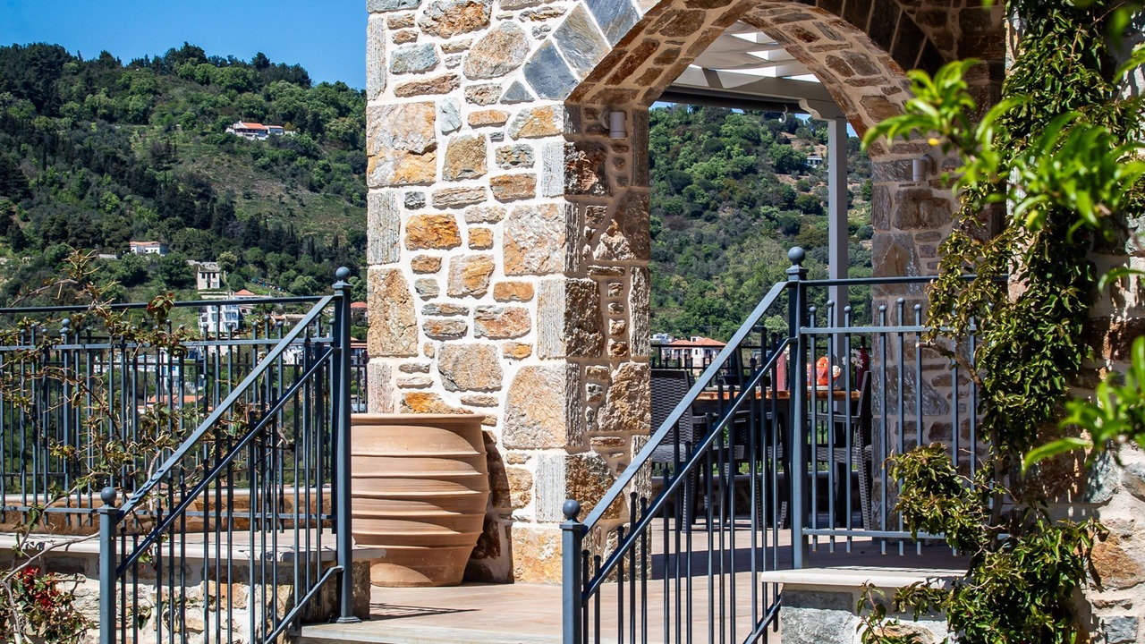 Photo of Outdoor in Glossa