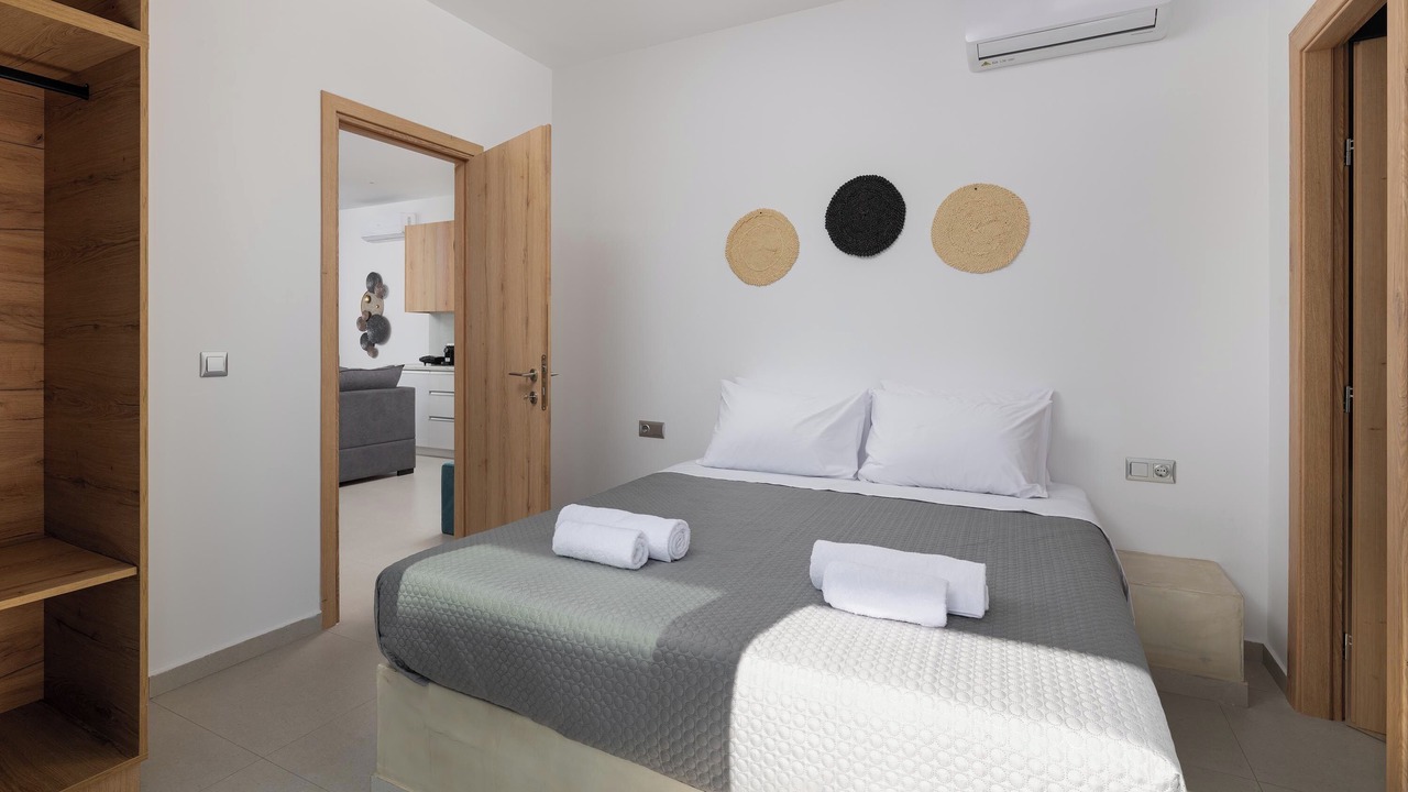 Photo of Bedroom in Petaloudes