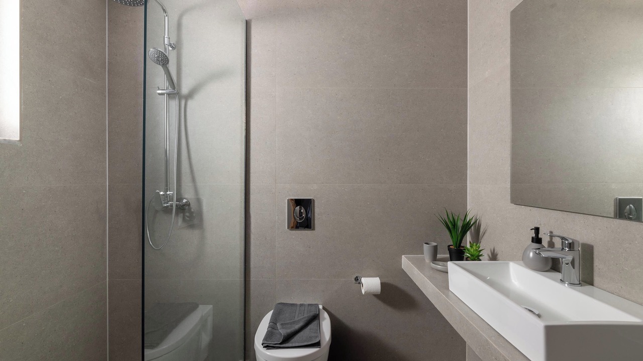 Photo of Bathroom in Petaloudes