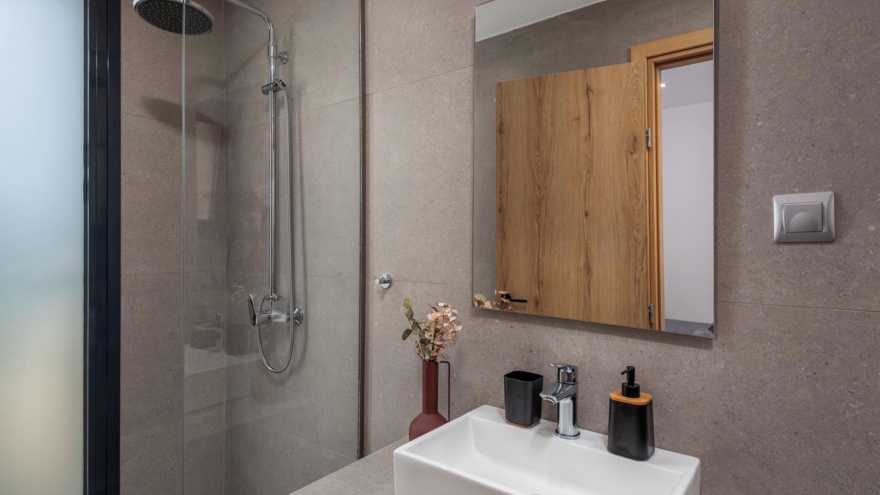 Photo of Bathroom in Petaloudes