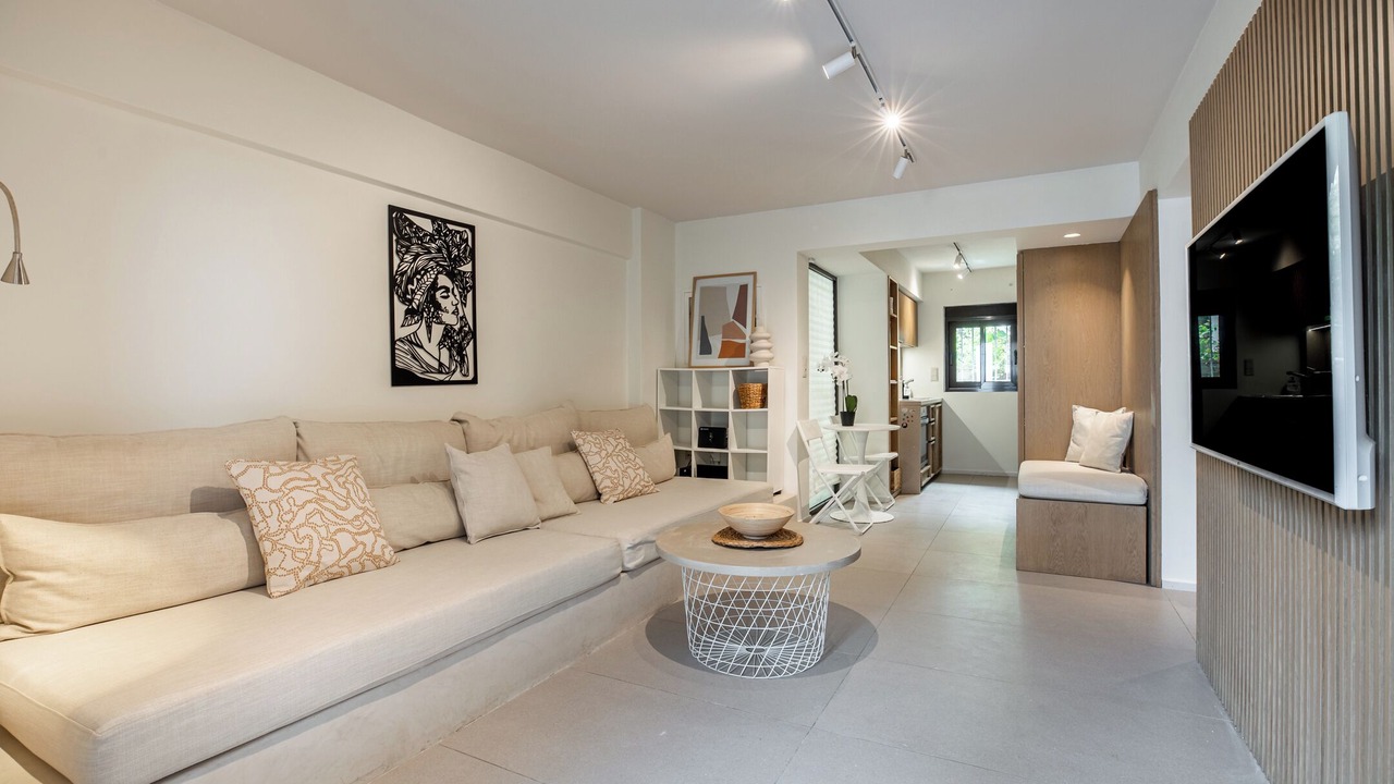 Photo of Livingroom in Vari-Voula-Vouliagmeni
