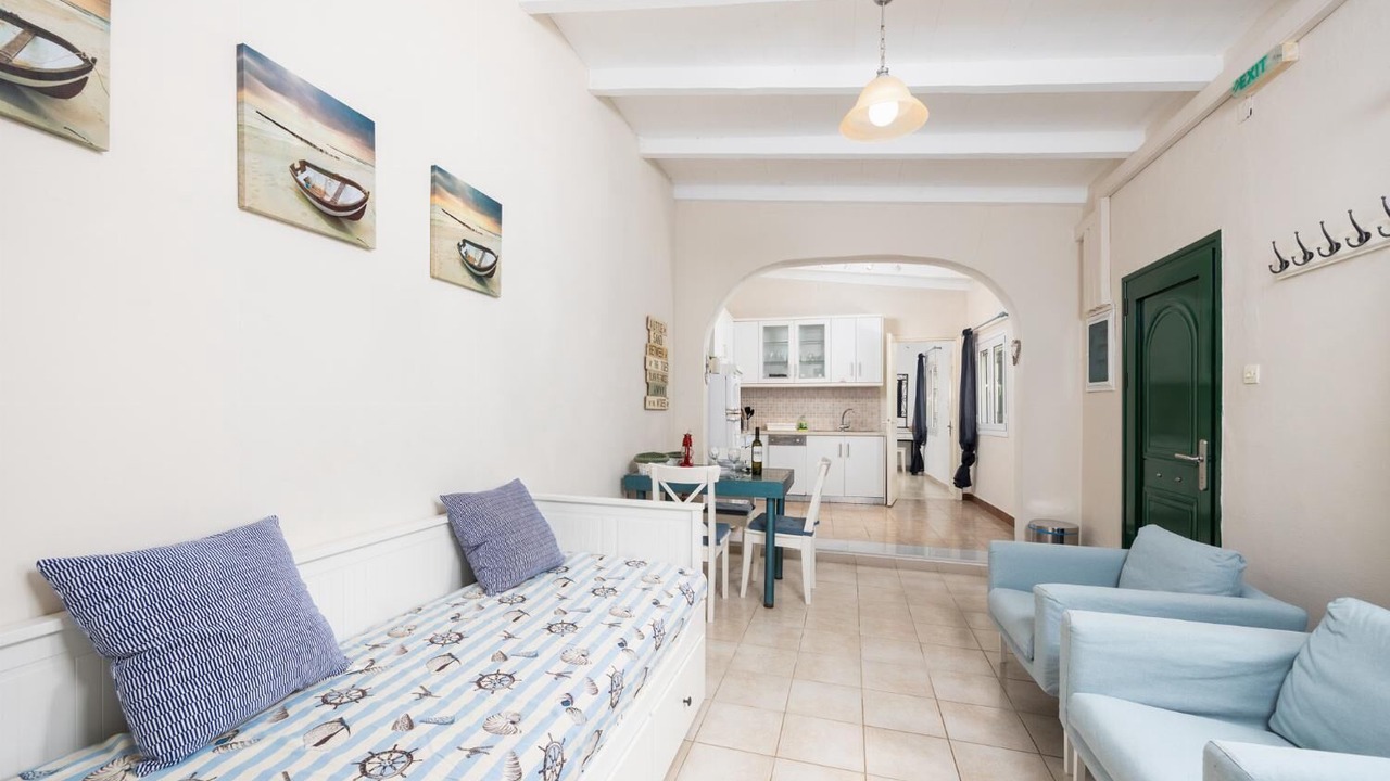 Photo of Bedroom in Longos