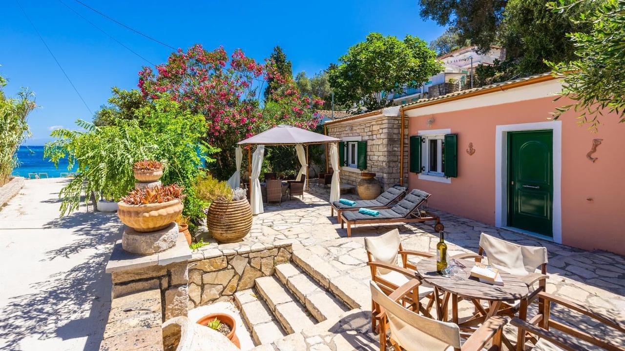 Photo of Others in Longos