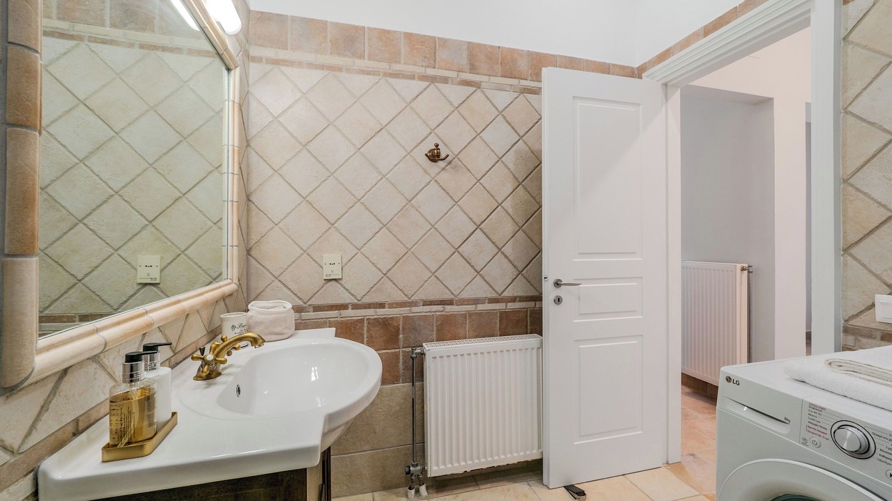 Photo of Bathroom in Corfu Town