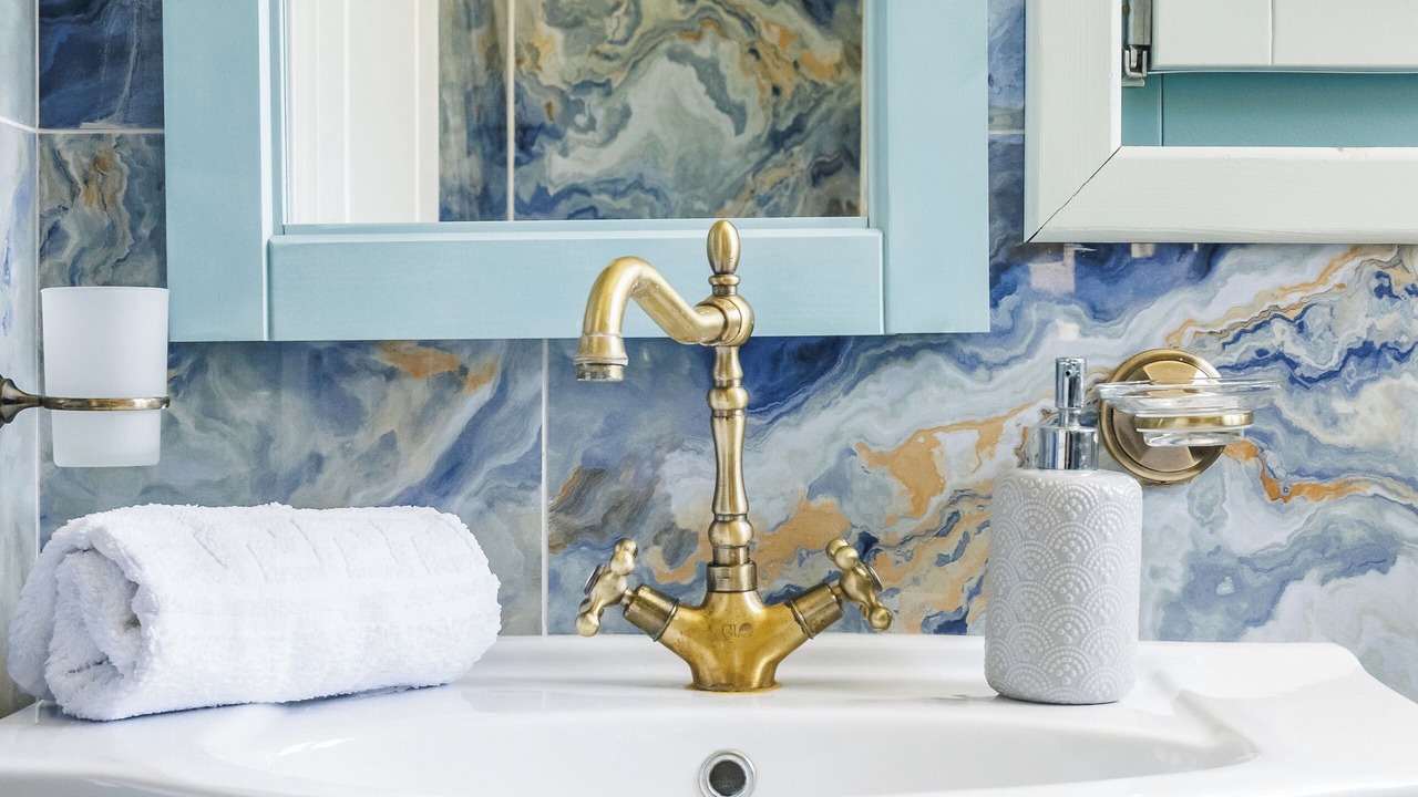 Photo of Bathroom in Glossa