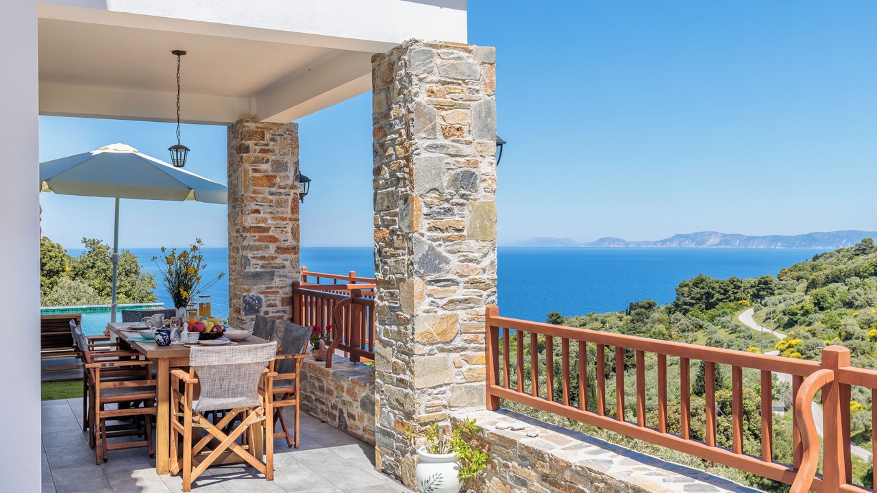 Photo of Outdoor in Glossa