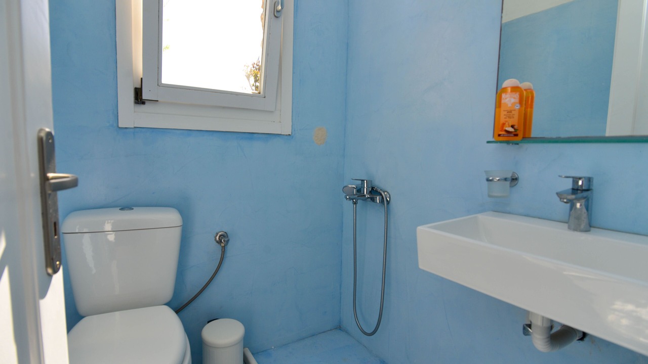 Photo of Bathroom in Parikia