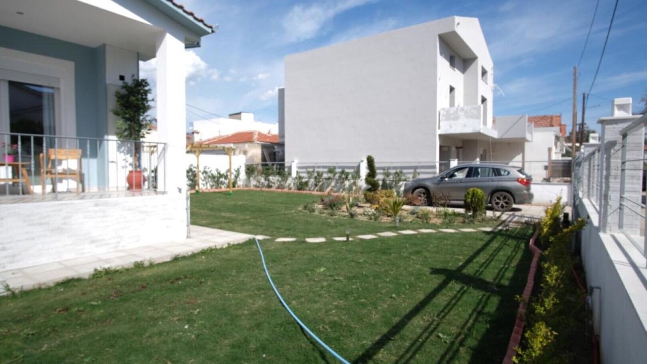 Photo of Outdoor in Nees Pagases