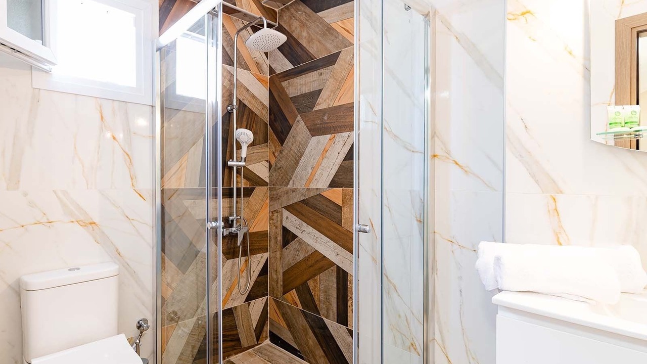 Photo of Bathroom in Flogita