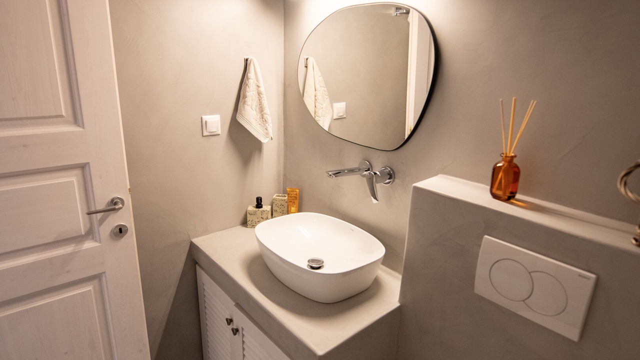 Photo of Bathroom in Glossa