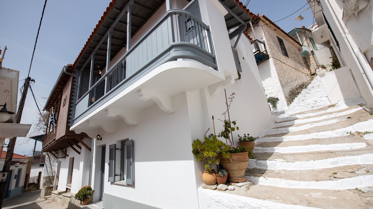 Photo of Outdoor in Glossa