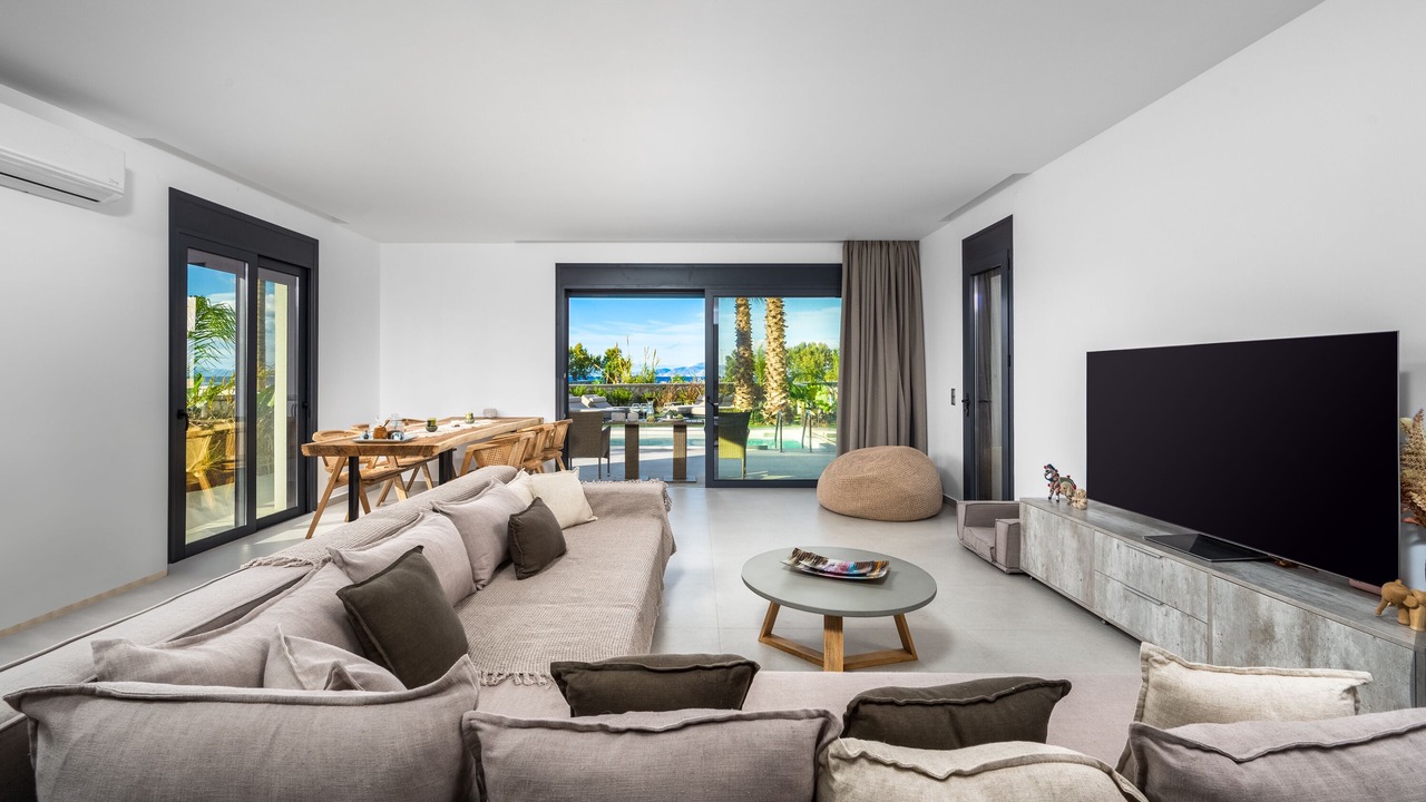 Photo of Livingroom in Petaloudes