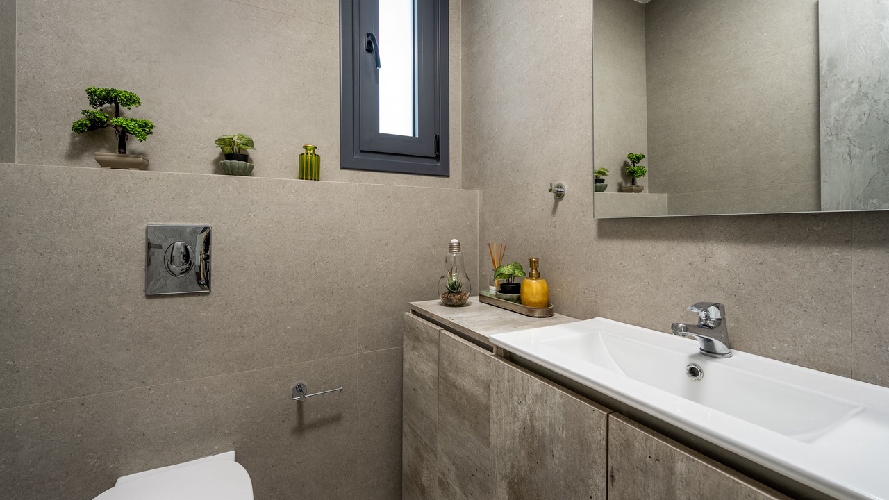 Photo of Bathroom in Petaloudes