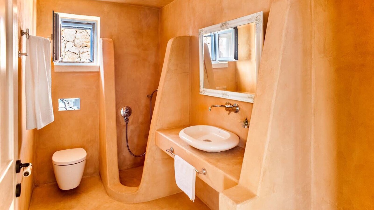 Photo of Bathroom in Evgiros