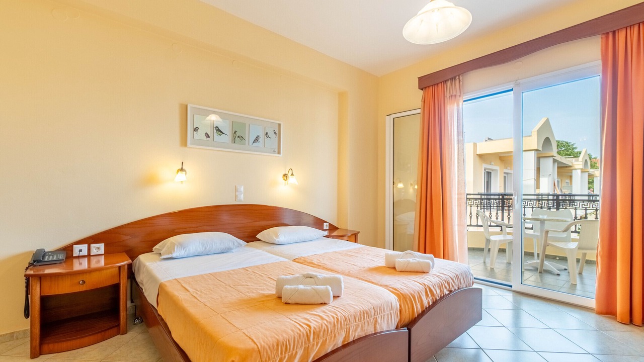 Photo of Bedroom in Agios Stefanos Avliotes