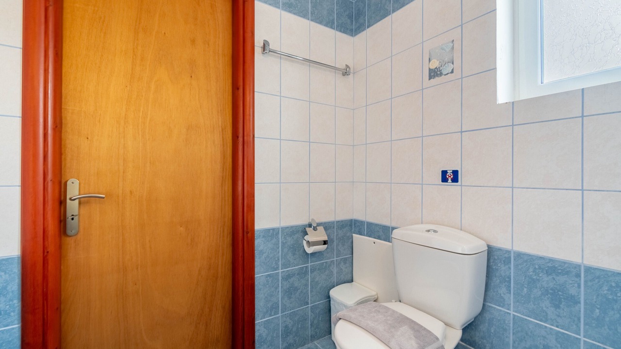 Photo of Bathroom in Agios Stefanos Avliotes