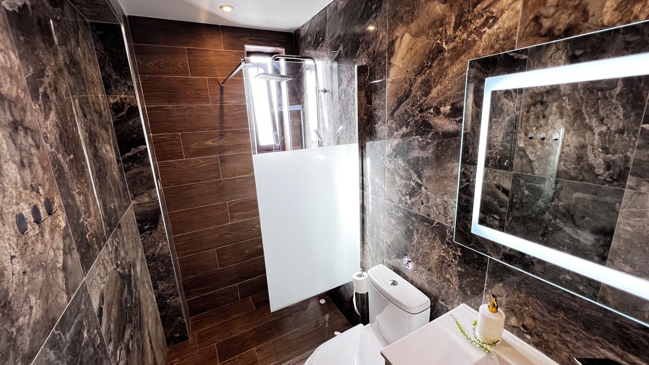 Photo of Bathroom in Petaloudes