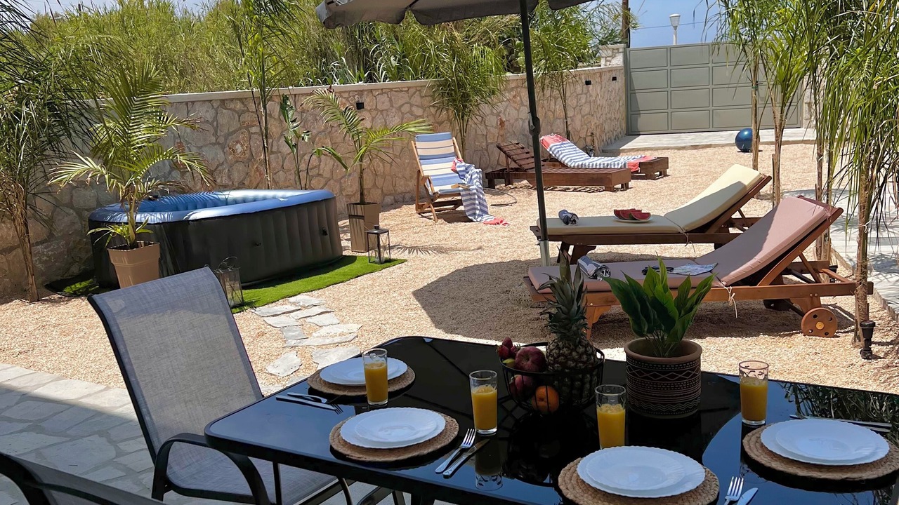 Photo of Outdoor in Petaloudes