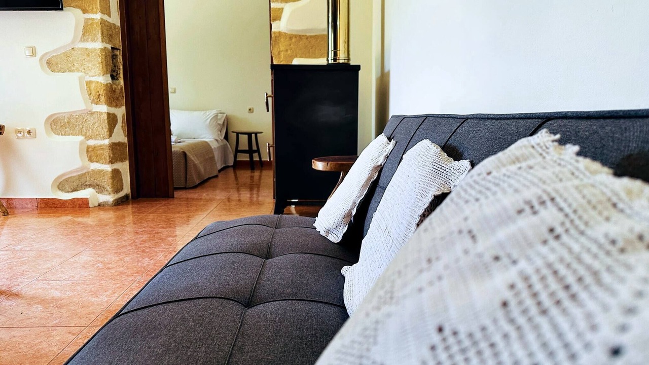 Photo of Bedroom in Panethimos