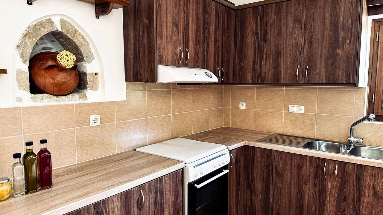 Photo of Kitchen in Panethimos