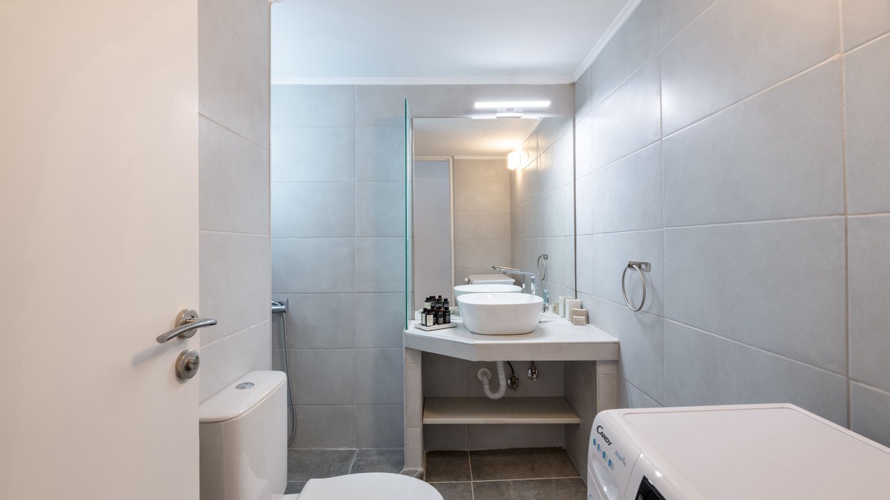Photo of Bathroom in Nea Smirni