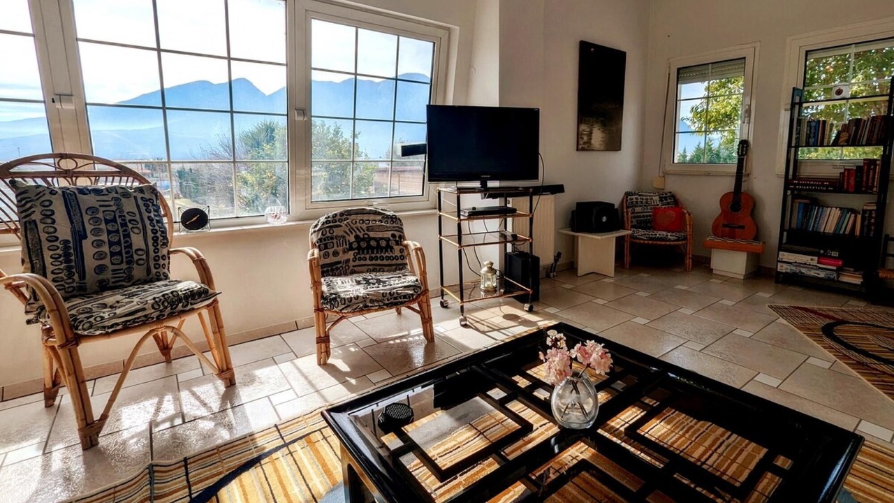 Photo of Livingroom in Lamia