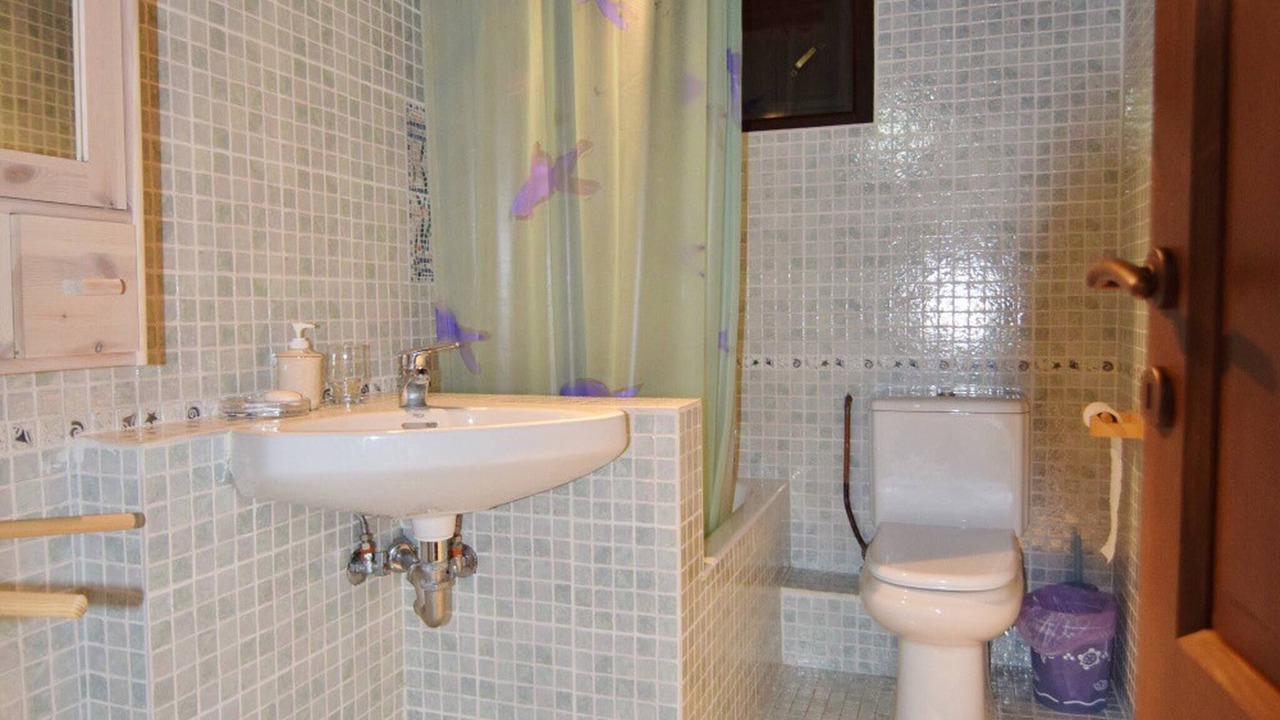 Photo of Bathroom in Lefokastron
