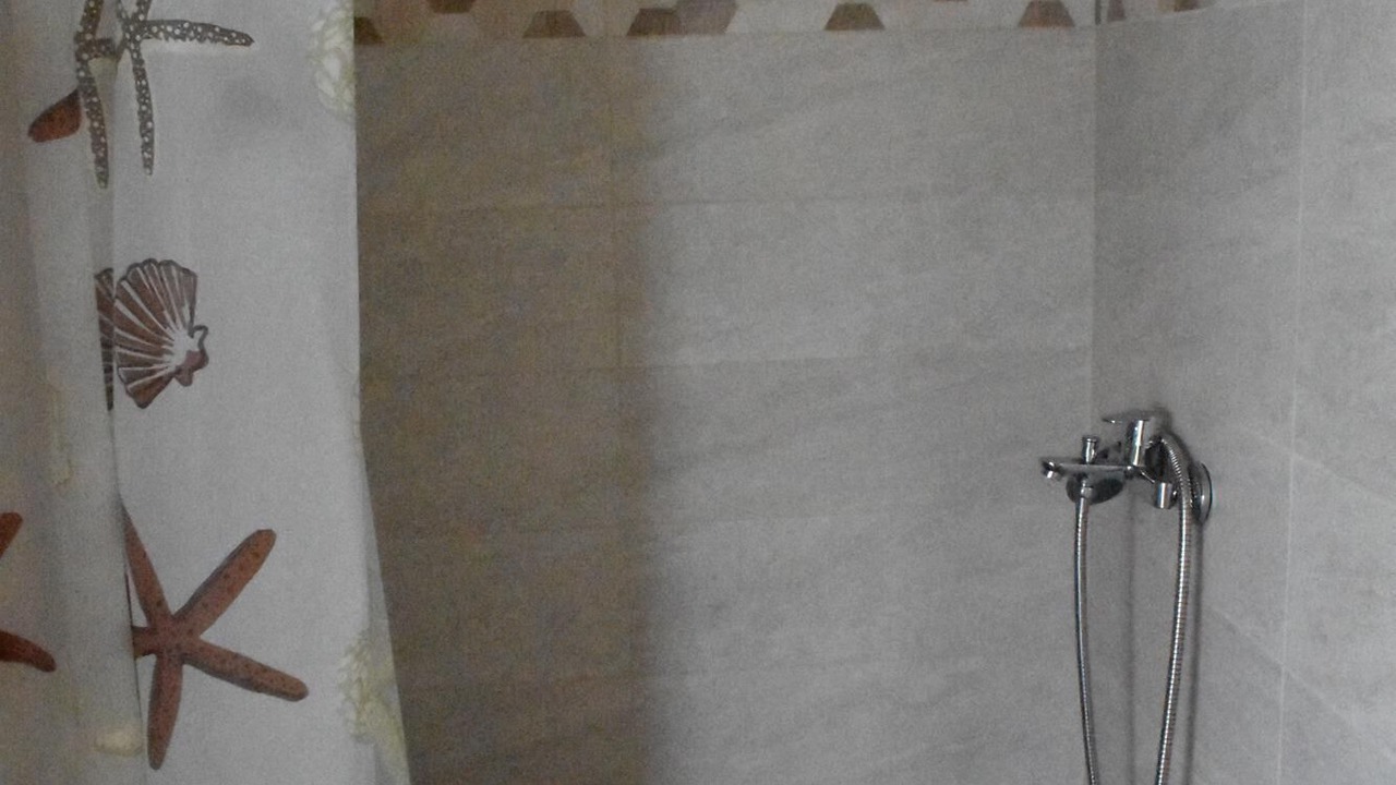Photo of Bathroom in Ovrios