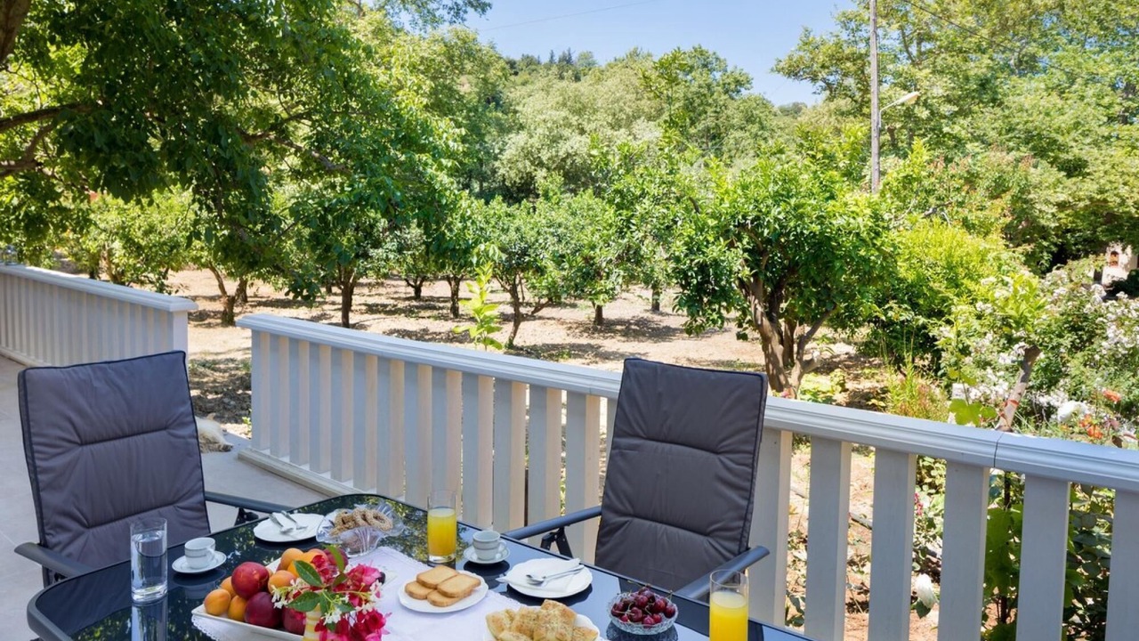 Photo of Outdoor in Panethimos