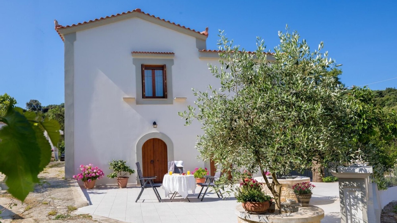 Photo of Patio Balcony in Panethimos