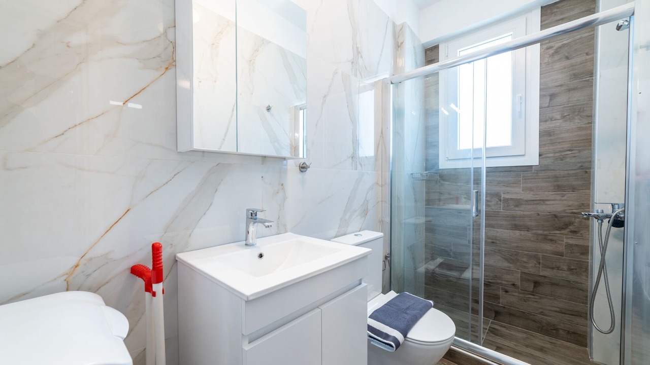Photo of Bathroom in Ofrinion