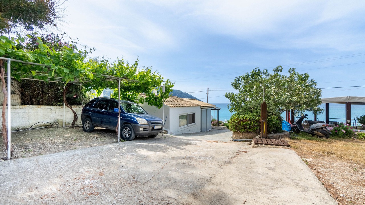 Photo of Outdoor in Agios Georgios Pagon
