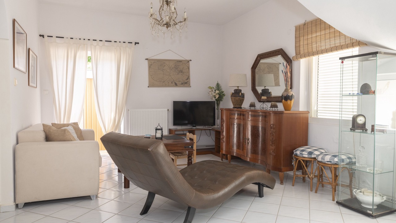 Photo of Livingroom in Petrokefalion