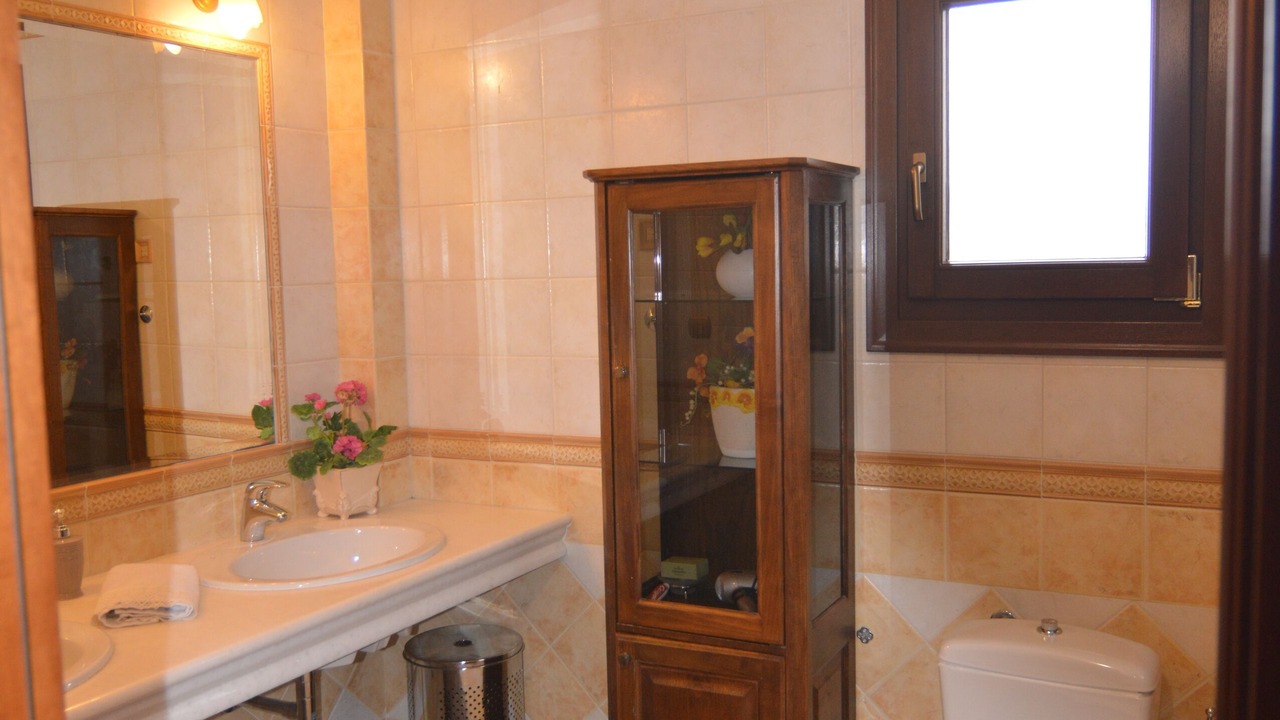 Photo of Bathroom in Makednoi
