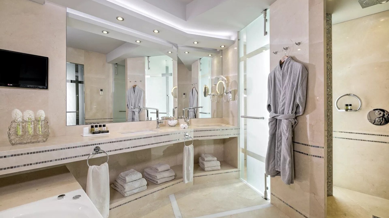 Photo of Bathroom in Vouliagmeni