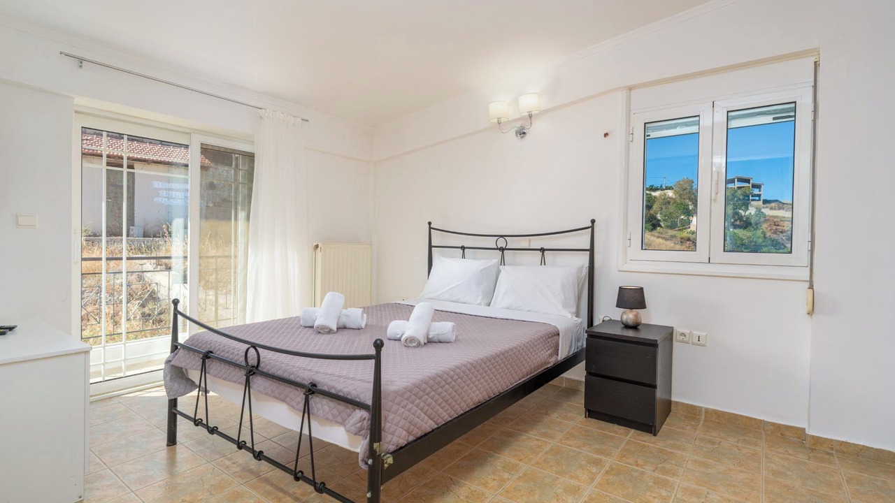 Photo of Bedroom in Lavreotiki