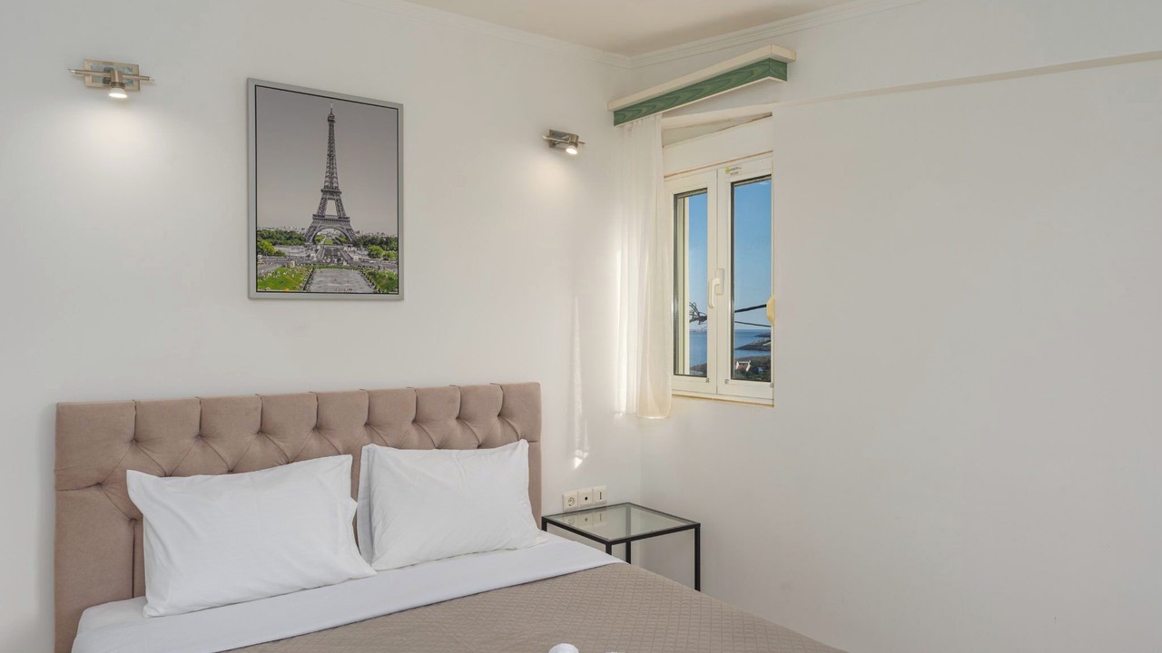 Photo of Bedroom in Lavreotiki
