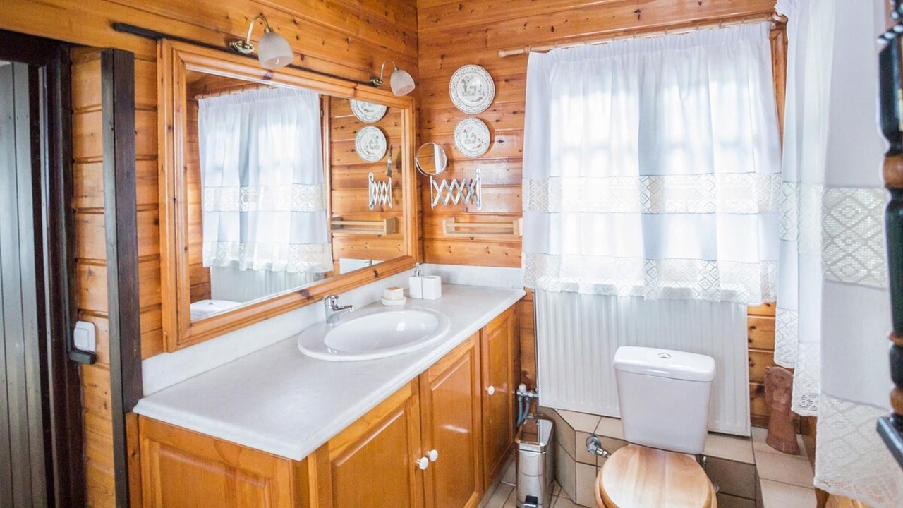 Photo of Bathroom in Tsagarada