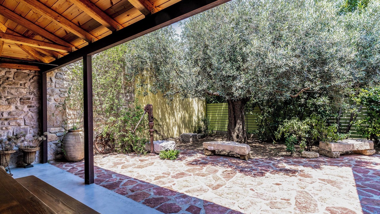 Photo of Patio Balcony in Neo Souli