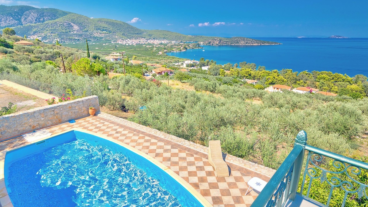 Photo of Outdoor in Melissopetra